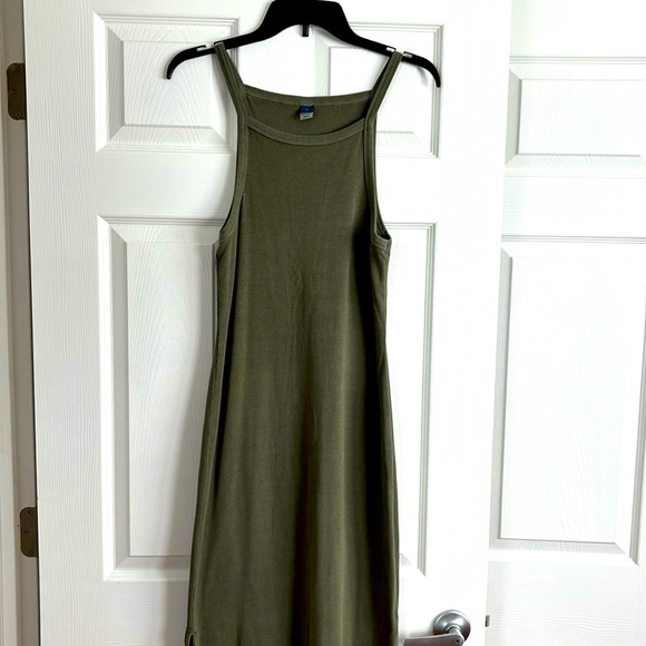 Old Navy Dresses & Skirts - OLD NAVY MAXI DRESS-Camouflage Green Ribbed Knit Size Medium